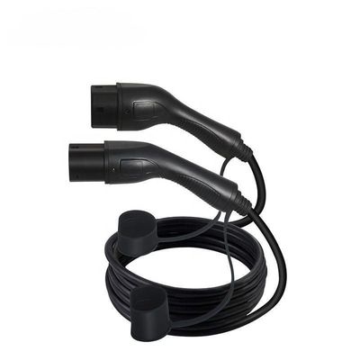 タイプ2 EV充満ケーブルAC 250Vヨーロッパ標準的な電気自動車の充電器の場所への7kW IEC 62196のタイプ2